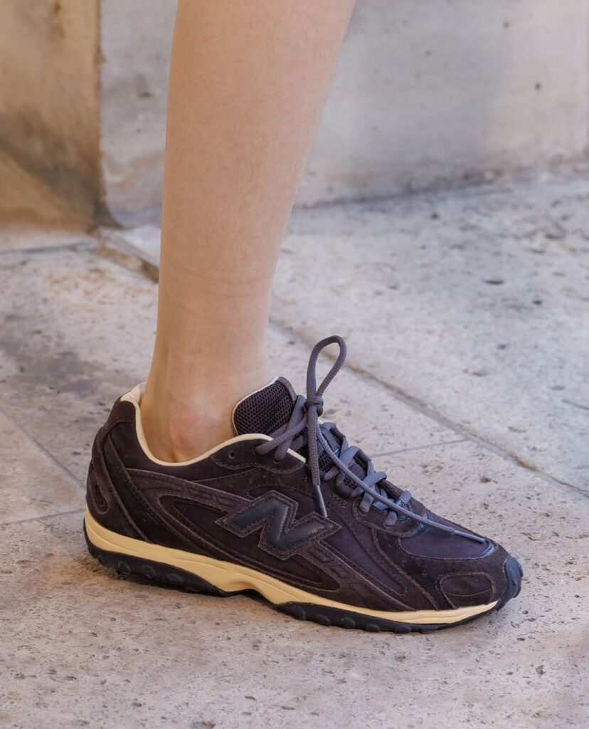 AURALEE x New Balance 204L