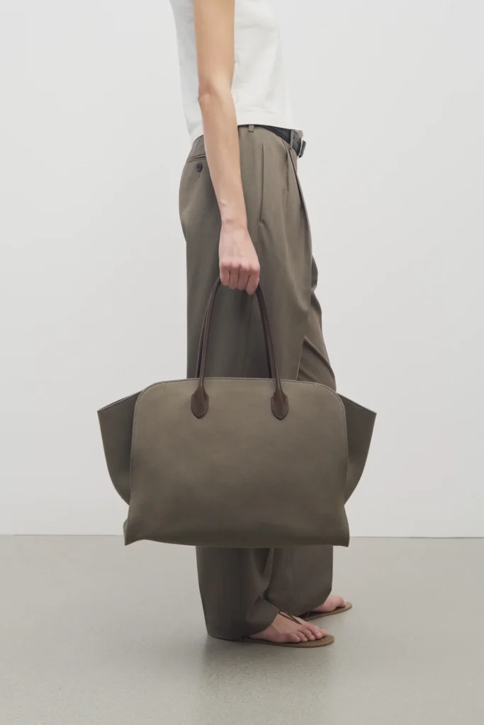Marlo 17 Bag in Cotton Canvas : Taupe