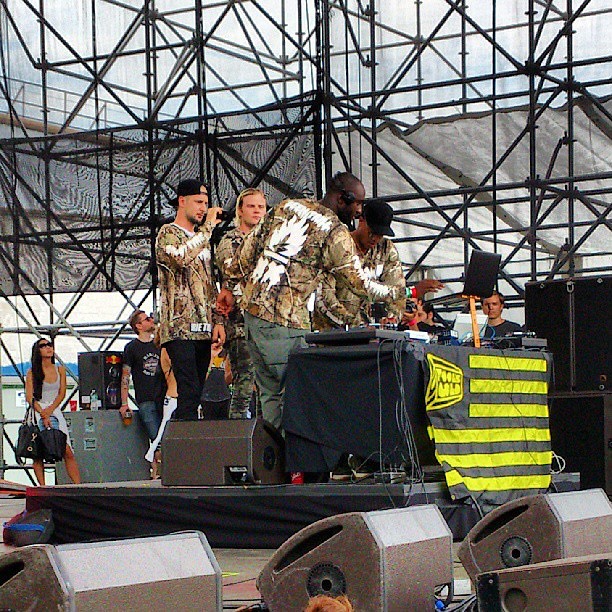 SnapInsta.to_555575211_17943694758052432_1841335034873332200_n